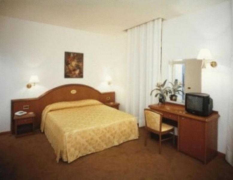 Hotel Europa أوديني المظهر الخارجي الصورة